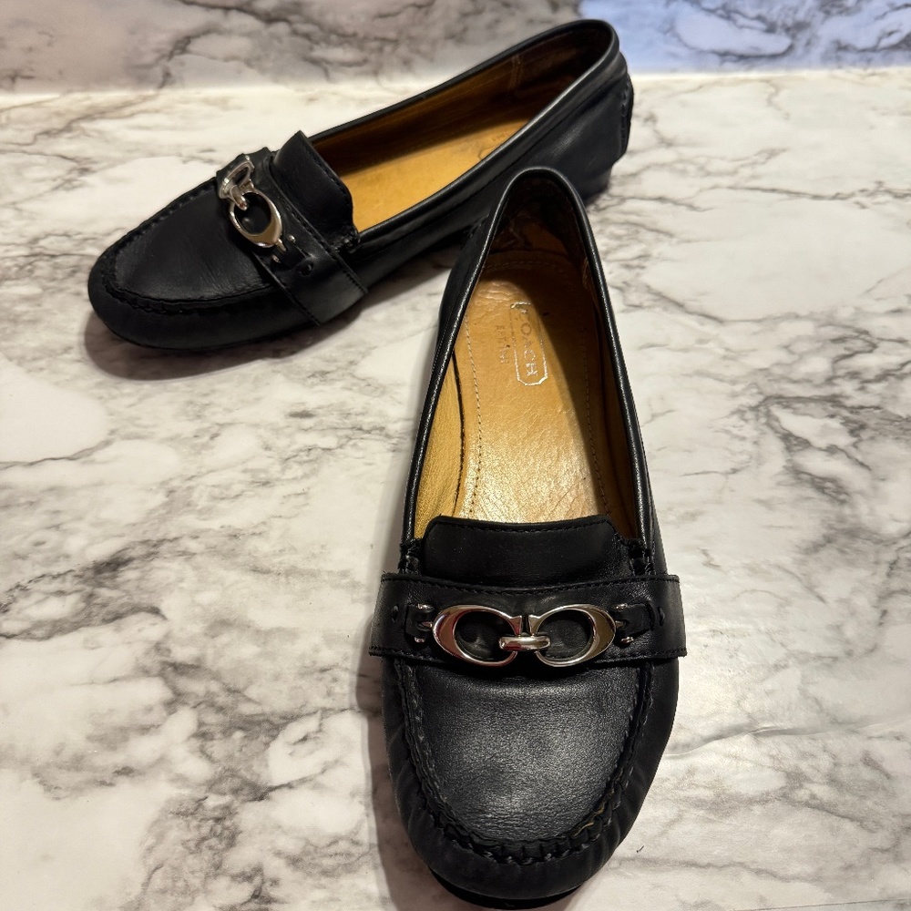 *SOLD* COACH Finn Loafer Size 6B - Picture 2 of 7